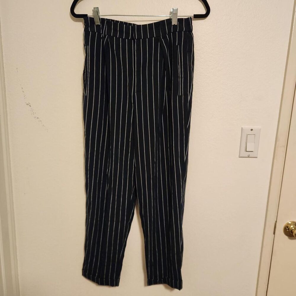 Forever-21 Women's Navy and White Trousers